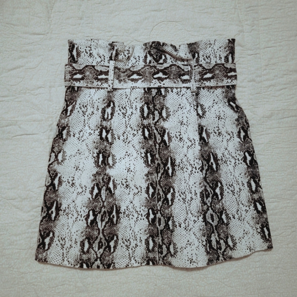 Lr Snakeskin Skirt